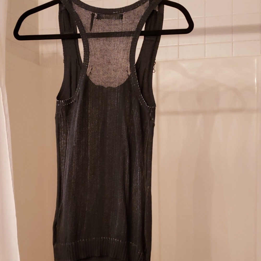 Guess - Picture 3 of 3